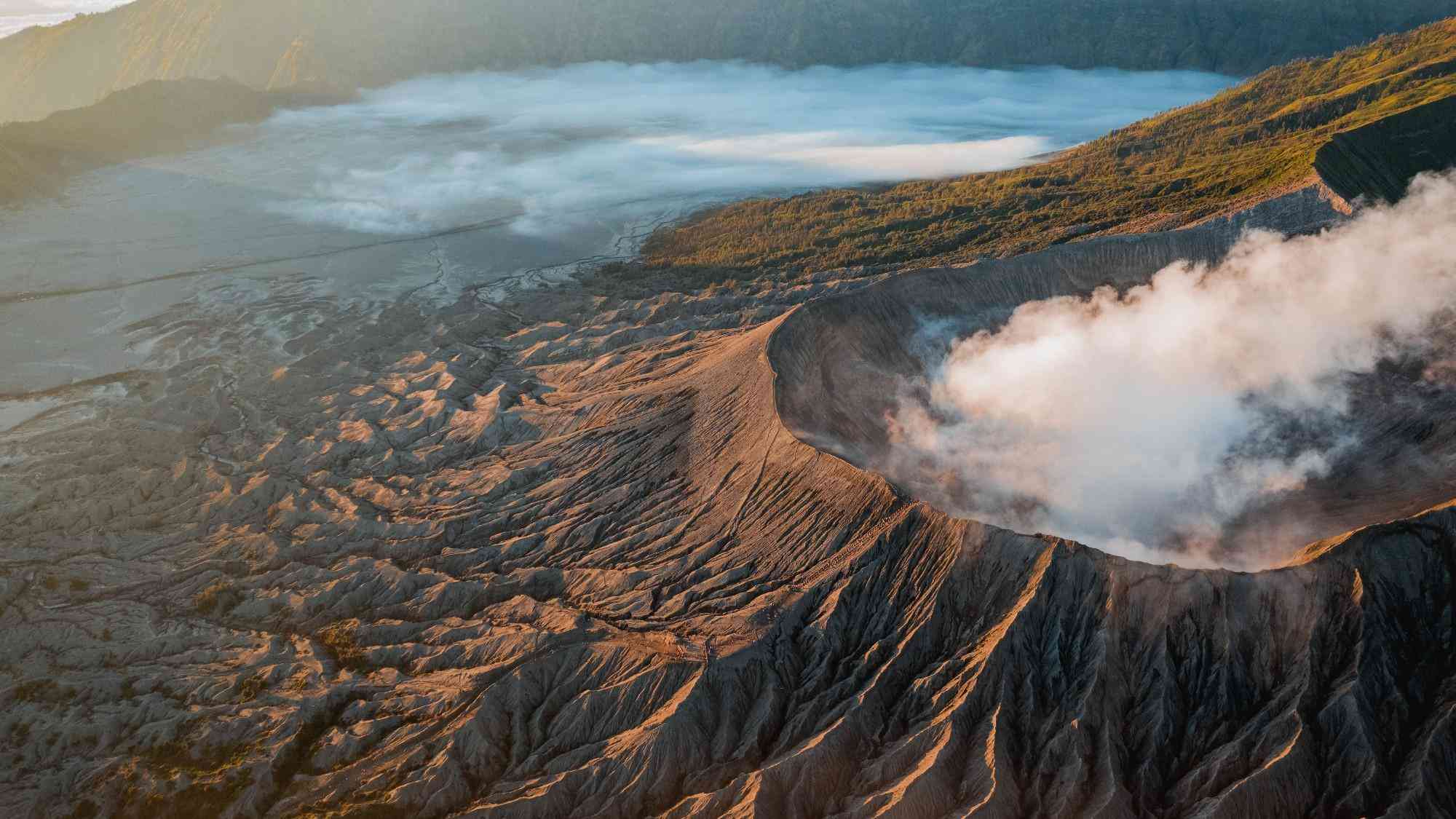 可以近距離接觸的火山布羅莫火山，布羅莫火山游玩攻略送你！