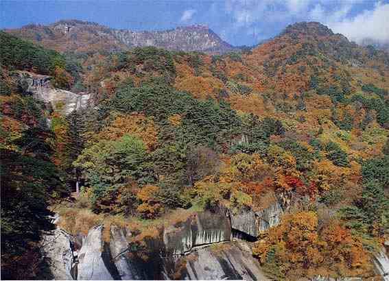 平壤妙香山旅游有哪些景色可以看？