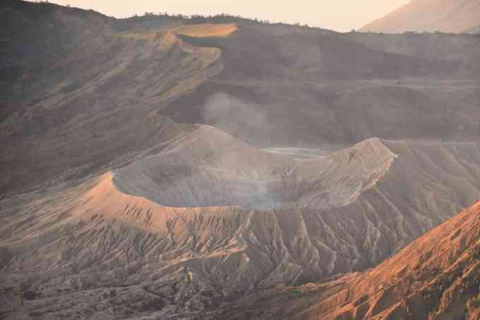 布羅莫火山美嗎？去布羅莫火山游玩必備行李推薦