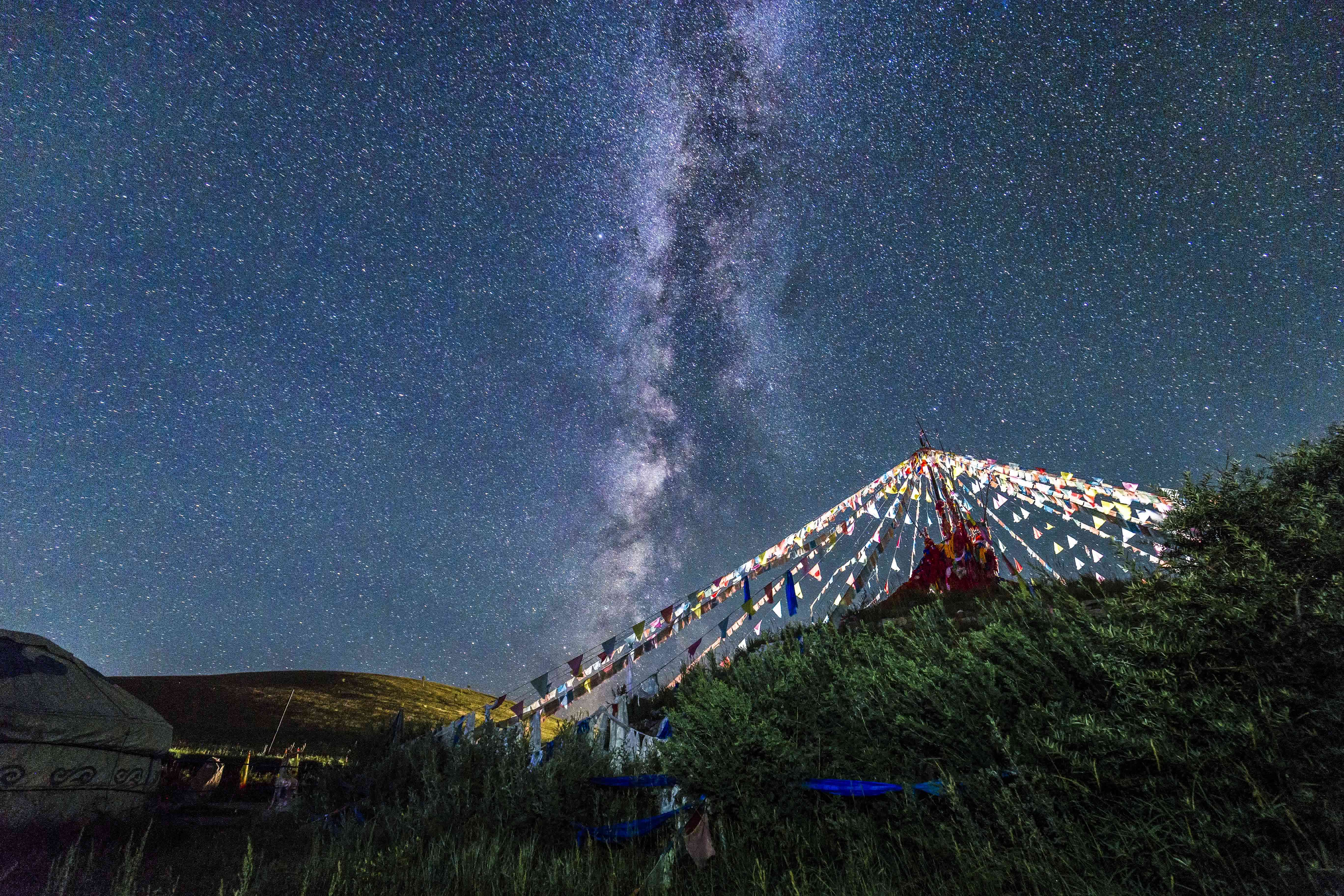 守望夜空中最亮的星——記錄烏蘭布統(tǒng)的璀璨星空