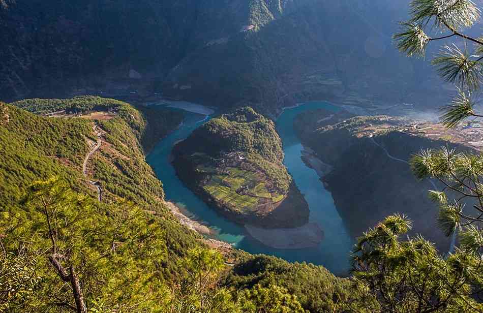 怒江大峽谷最佳旅游時間，怒江大峽谷旅游指南