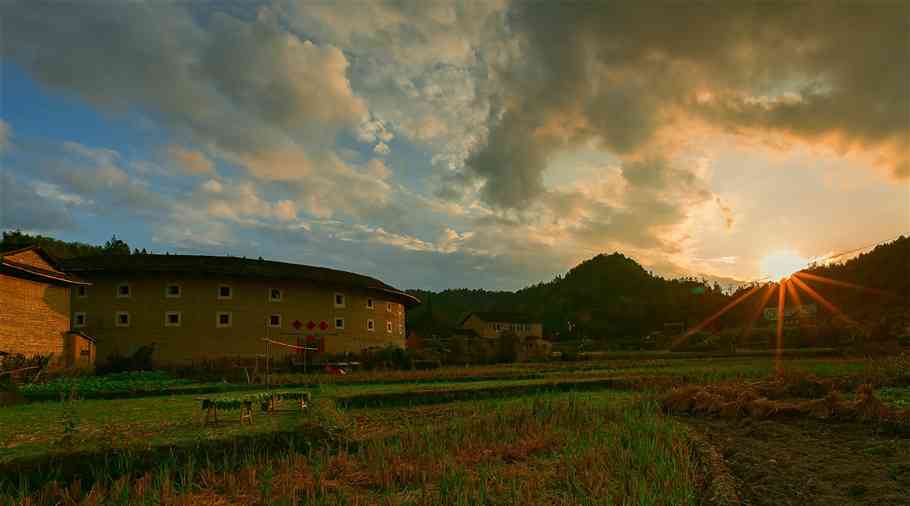 福建最原始的土樓，南靖河坑