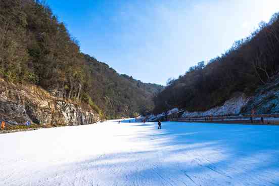 去神農(nóng)架到哪滑雪