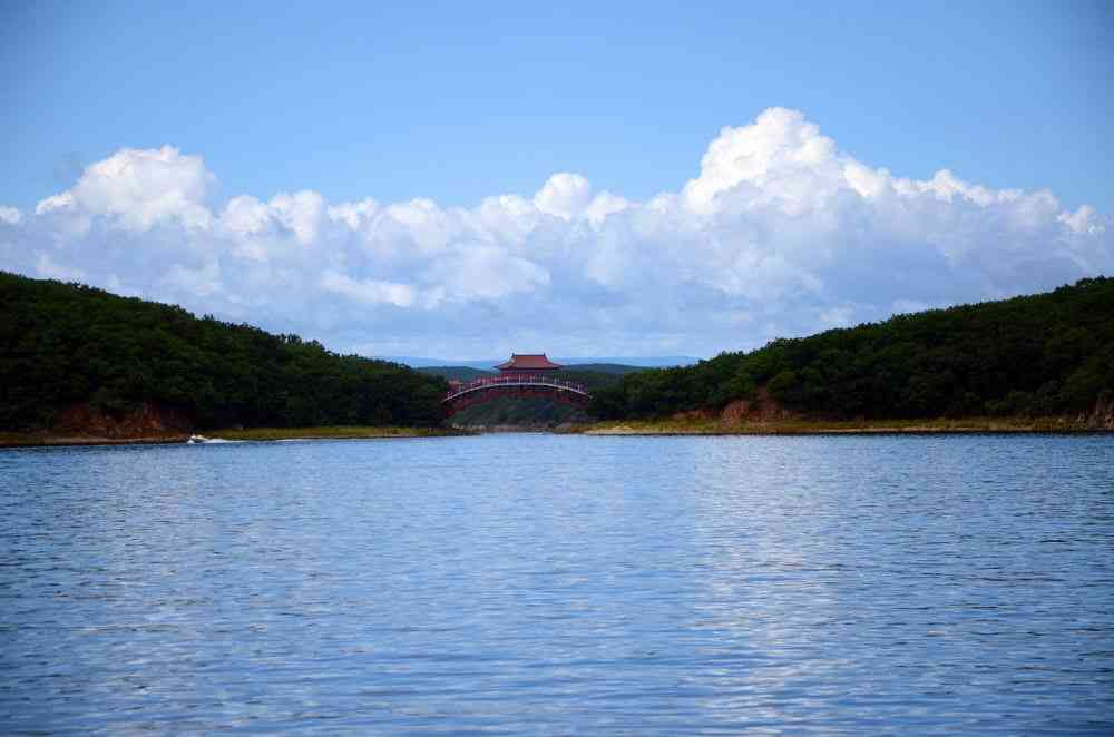 鏡泊湖旅游實用攻略，鏡泊湖景區(qū)都有哪些看點？