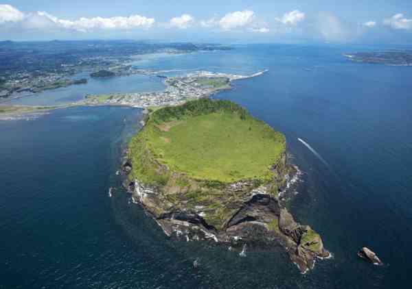 韓國(guó)濟(jì)州島東部游玩路線推薦