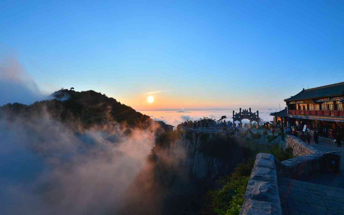 泰山歸來不看山，節(jié)假日泰山旅游避人流指南