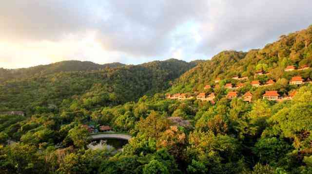 旅游水清沙幼碧海藍天，泰國最值得一去的九大海島！