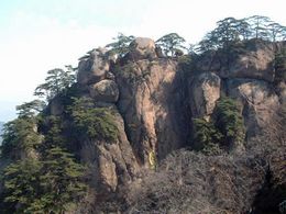 鞍山千山彌勒大佛